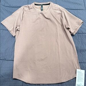 lululemon athletica Men's Light Brown Short Sleeve Tee